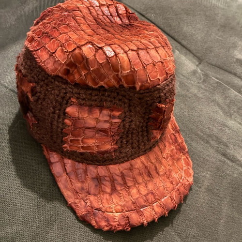 Hat and scarf set new in brown shades with knitted fabric