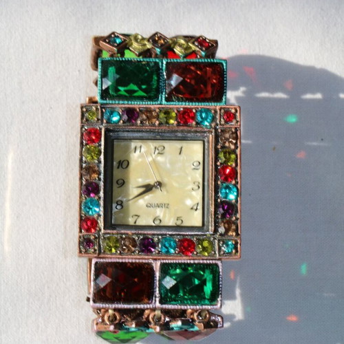 Antique diamond watch new with zircon crystals RQ100
