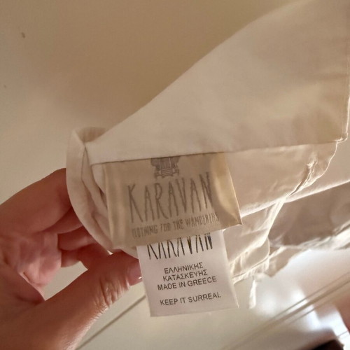 White Karavan top used with details