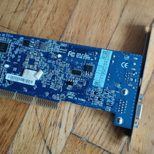 Gigabyte ATi Radeon 9200SE 128MB AGP graphics card used