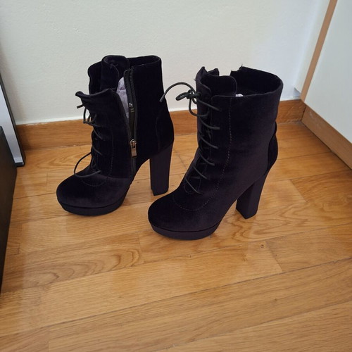 Fred suede ankle boots new, size 37, 12 cm heel, black