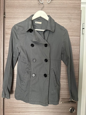 Gray girls' coat H&M used for ages 12-15