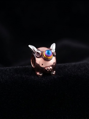 Charm Flying Pig Unicorn silver S925 new with pink enamel and rainbow details