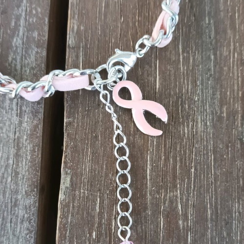 Breast Cancer Crusade Avon bracelet new
