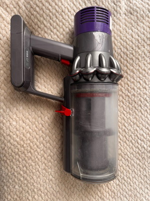 Dyson v10 μεταχειρισμένο για ανταλλακτικά ή επισκευή