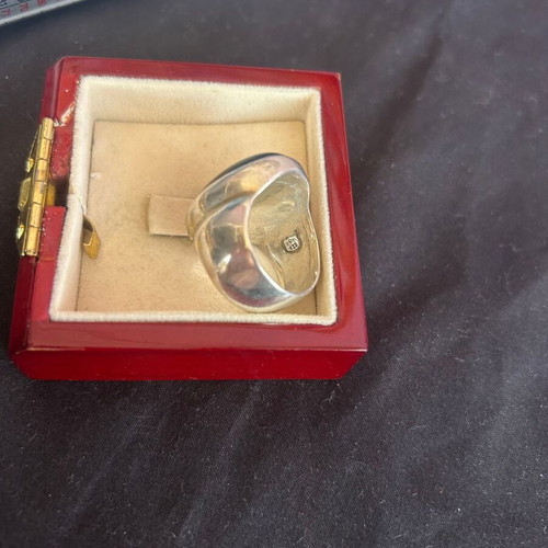 Vintage silver 925 ring with black stone used