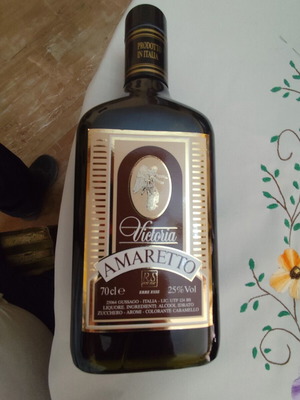Victoria Amaretto sweet almond liqueur from Italian distillery Florio 750cl 28%