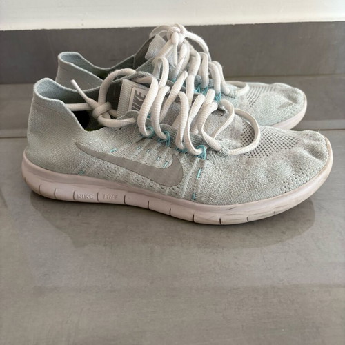 Nike Free Flyknit 38.5 σε άριστη κατάσταση