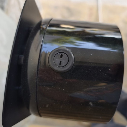 Smart dispenser for liquid sanitizer or soap
