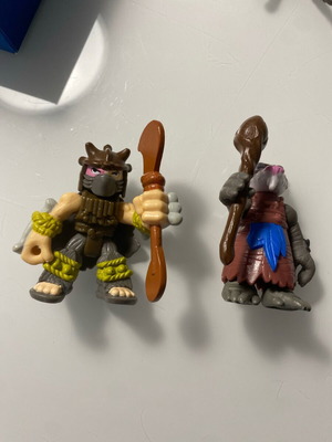 Teenage Mutant Ninja Turtles Half Shell Heroes Shredder/Splinter figures used, 2 pcs
