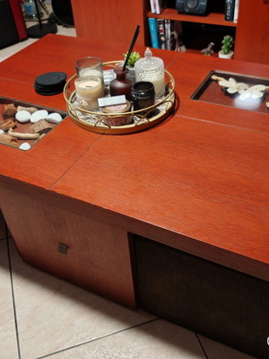 Coffee table used, cherry color MDF with drawers and stools