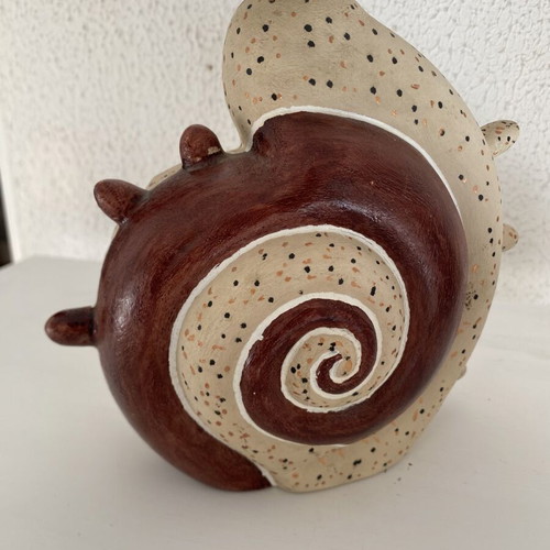 Sea snail vase used