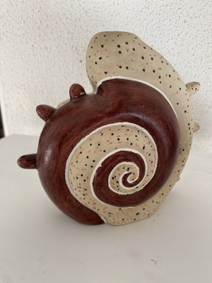 Sea snail vase used