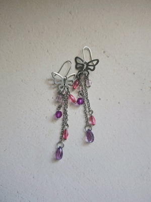 Earrings with butterfly and beads used, pink and silver