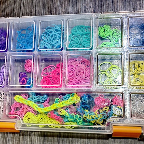 Plexi Flexi collection like new with rubber bands, accessories and bracelets