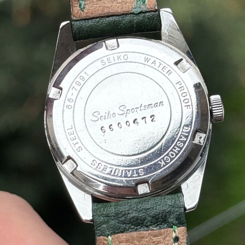 Seiko SportsMan Winding Watch 1966 like new, green and silver