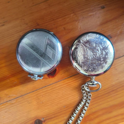 Pocket watches like new, pack of 2, silver men's