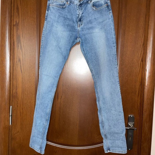 H&M skinny light blue jeans size 40 used