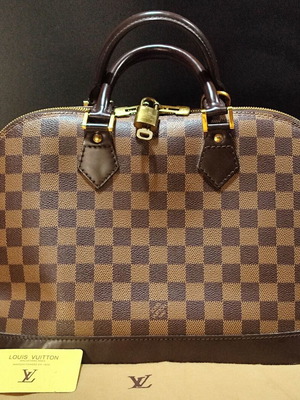 Τσάντα Louis Vuitton Alma Damier Ebene μεταχειρισμένη, καφέ, μέγεθος PM