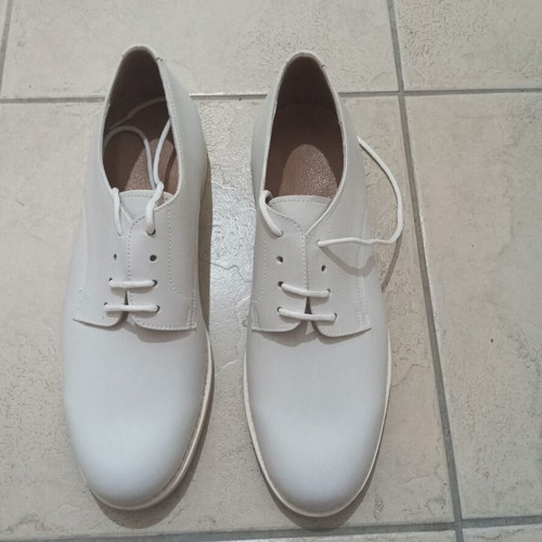 White leather shoes pair size 44