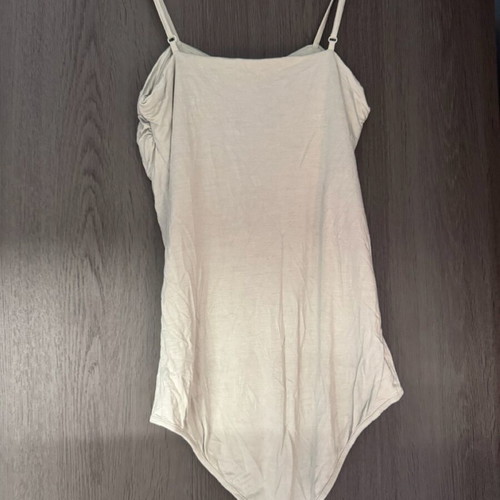Tiger bodysuit like new in wine color, size XL
