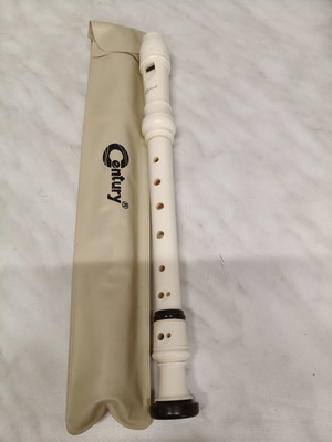 Soprano Recorder Century like new with case
