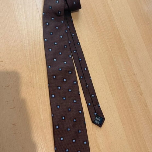 Bulgatti tie 100% silk brown new