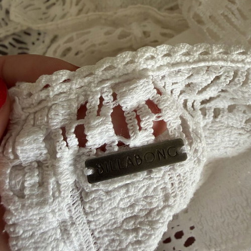 Billabong white crochet crop top used with boho details