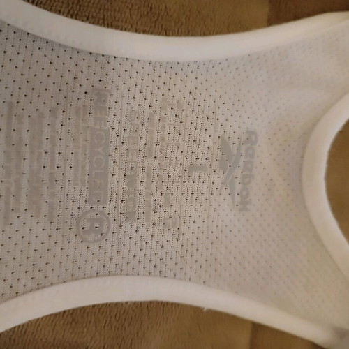 Reebok tanktop like new, size L, white
