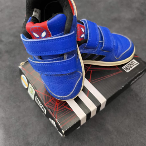 Adidas Marvel Spiderman Kids Shoes Size 21 Used