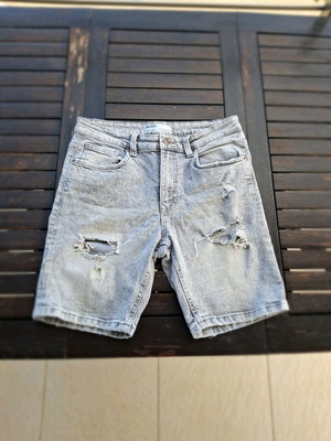 Bershka gray denim bermuda shorts like new, size L