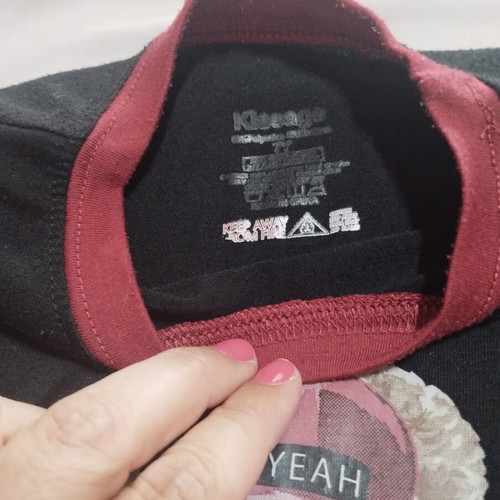 Pajama set size 7 years used, black and red