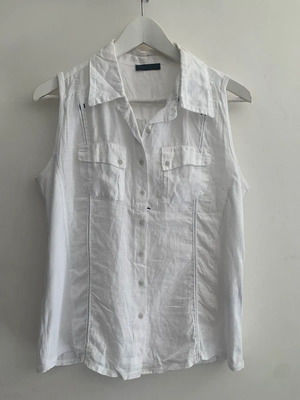 GCfontana white sleeveless shirt, size L