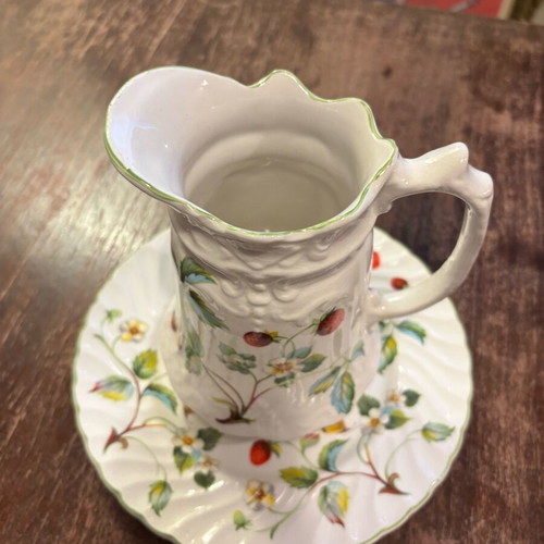 Old Foley England decorative set like new