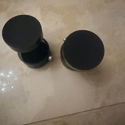 Magnetic car phone holder with suction cup like new