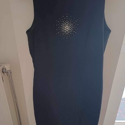 Stenia clothes pack in excellent condition
