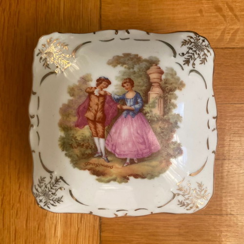IOHPAP fountain dish used with Fragonard scene and gold finishes