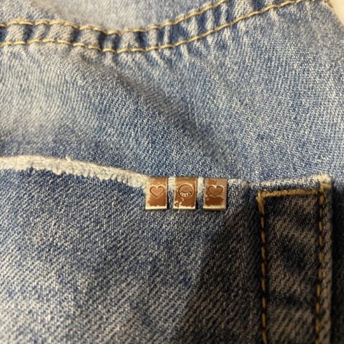 Mini denim skirt like new, blue, size S with buttons and distressed style