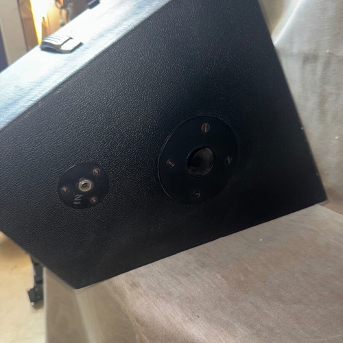Stage Monitor Passive Speaker like new, wedge floor design