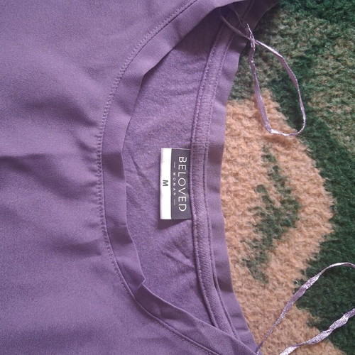 Women's blouse size M like new, purple
