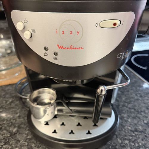 Espresso coffee machine Izzy Moulinex like new
