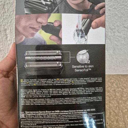 Braun Series 3 shaver new, waterproof, triple action cutting system