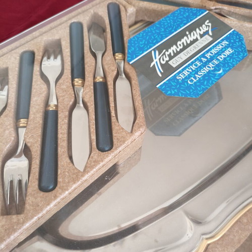 Harmoniques Guy Degrenne Fish Serving Set new, metal platter and cutlery