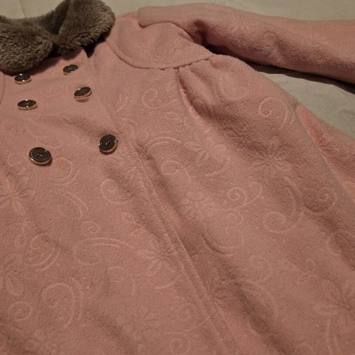 Chicappie coat size 3Y like new, pink with eco-fur collar