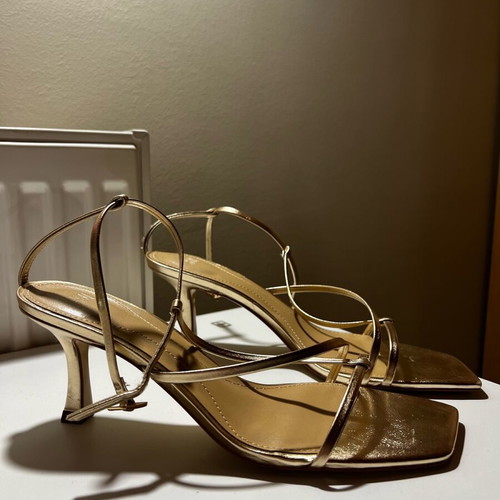 H&M Sandals new, gold, size 40