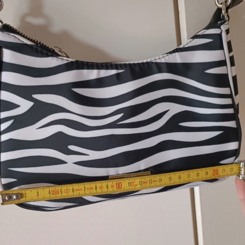 Bag like new with box now