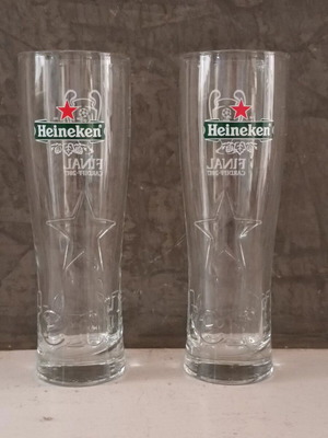 Heineken Final Cardiff 2017 promotional glass set like new, two pieces