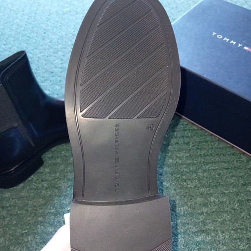 Tommy Hilfiger Chelsea Boots new with tags, black, size 40