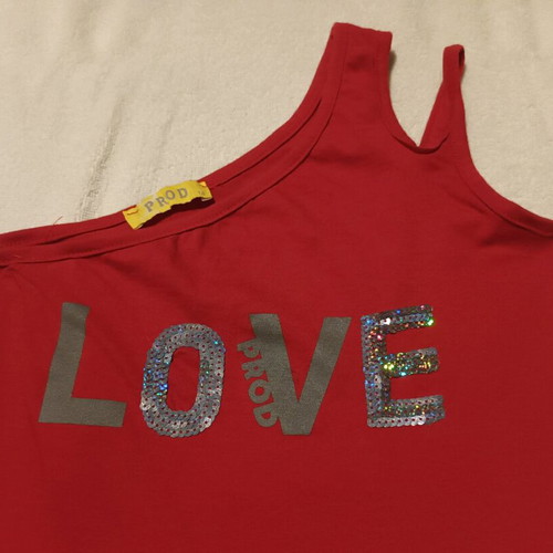 Girls' mako dress 12-14 years like new, red