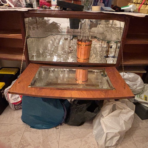 Buffet like new with mirror